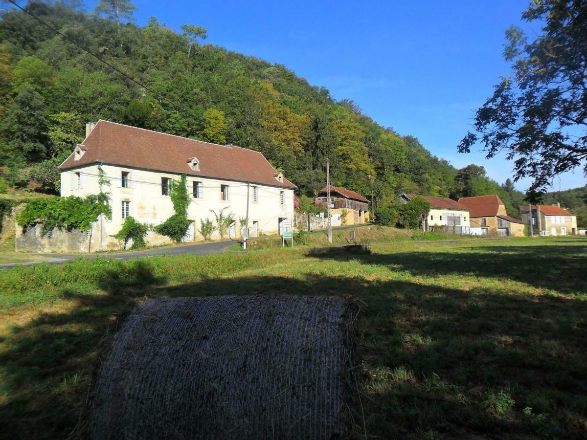 Le Village Des Glycines Carsac-Aillac Exterior photo